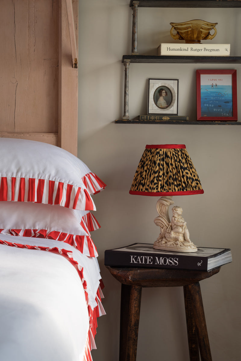 Pair of Frilled Pillow Cases Atelier Raff